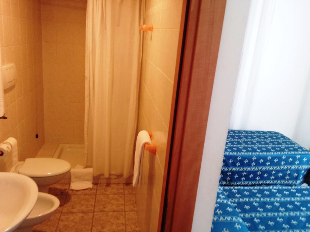Maria Rosa Molas - Casa Per Ferie 3* Roma