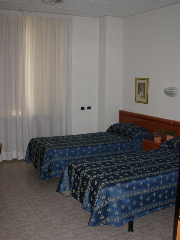 Maria Rosa Molas - Casa Per Ferie Pensión