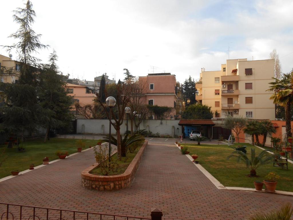 Maria Rosa Molas - Casa Per Ferie Pensión